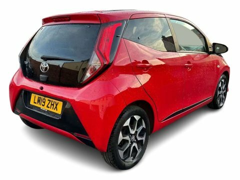 Toyota Aygo 1.0 Vvt-i X-trend Red #3