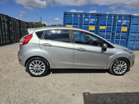 Ford Fiesta 1.0T Ecoboost Titanium FE17XJG Silver #5