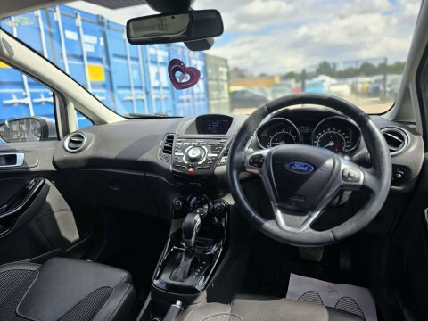 Ford Fiesta 1.0T Ecoboost Titanium FE17XJG Silver #6