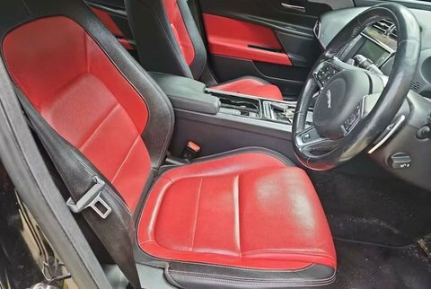 Jaguar XE 2.0D R-sport Saloon Black #5