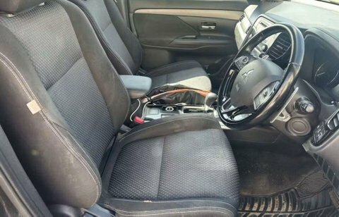 Mitsubishi Outlander 2.2 Di-d 3 Black #5