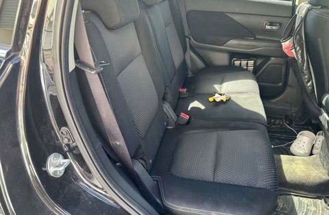 Mitsubishi Outlander 2.2 Di-d 3 Black #6