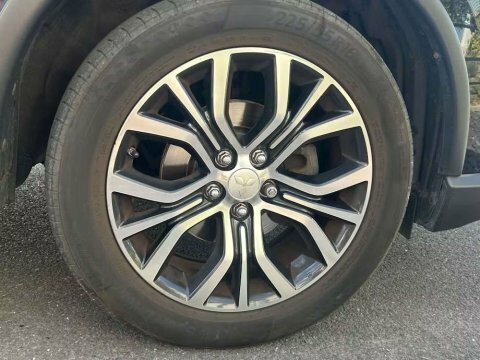 Mitsubishi Outlander 2.0H 12Kwh 4H Suv Plug-in Hybrid Cvt 4W Grey #9