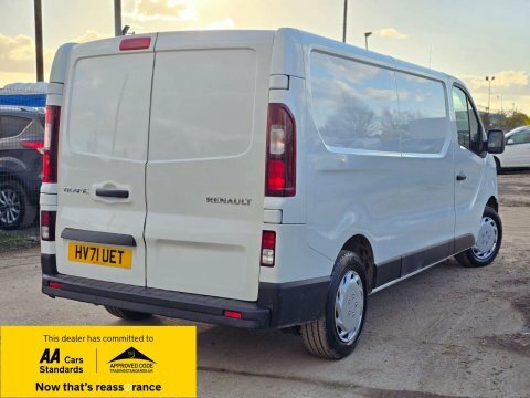 Renault Trafic 2.0 Dci Energy White #4