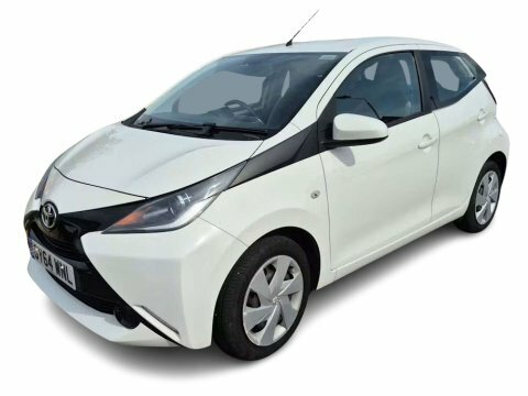 Toyota Aygo 1.0 Vvt-i X-play White #2
