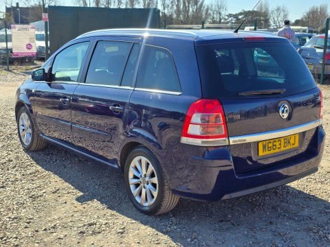 Vauxhall Zafira Exclusiv 7 Seater. Ideal Family Car,high Dr Red #10