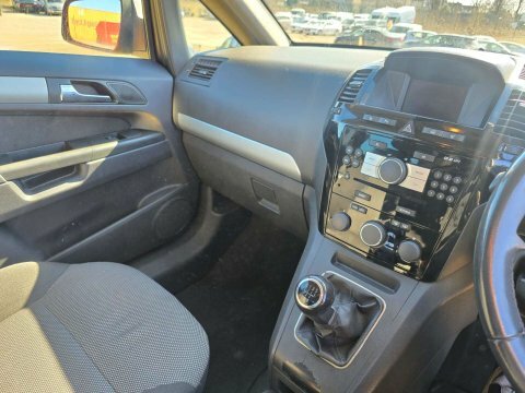 Vauxhall Zafira Exclusiv 7 Seater. Ideal Family Car,high Dr Red #28