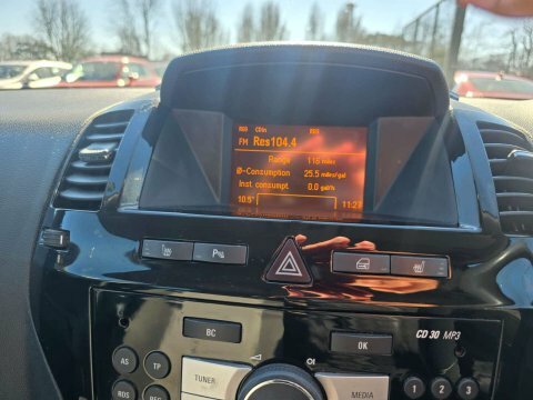 Vauxhall Zafira Exclusiv 7 Seater. Ideal Family Car,high Dr Red #29