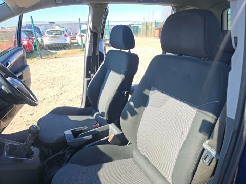Vauxhall Zafira Exclusiv 7 Seater. Ideal Family Car,high Dr Red #23