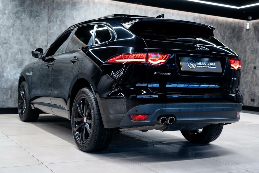 Jaguar F-Pace R-sport Black #6