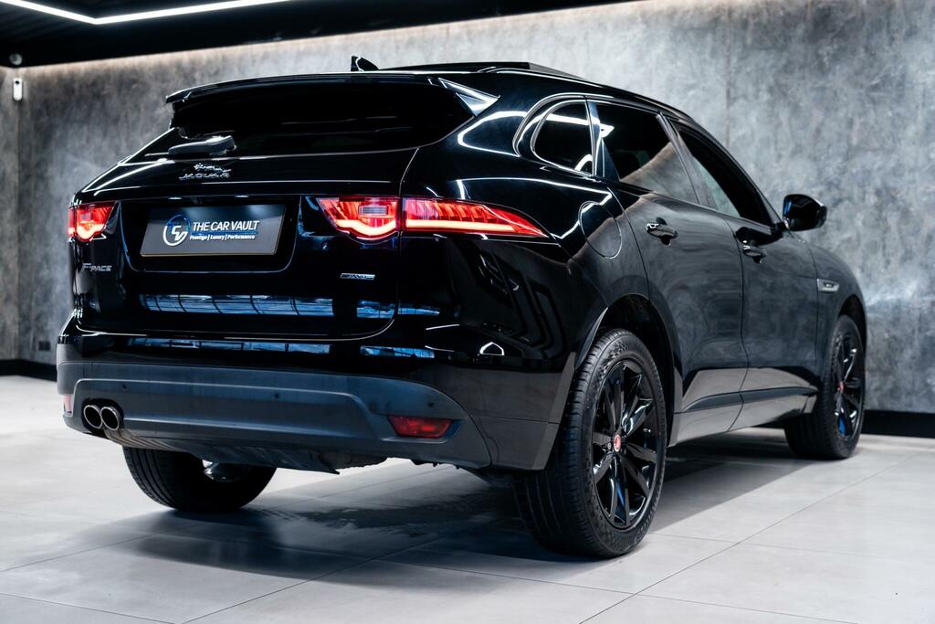 Jaguar F-Pace 2016 2.0 D180 R-sport Awd Euro 6 Ss Black #8