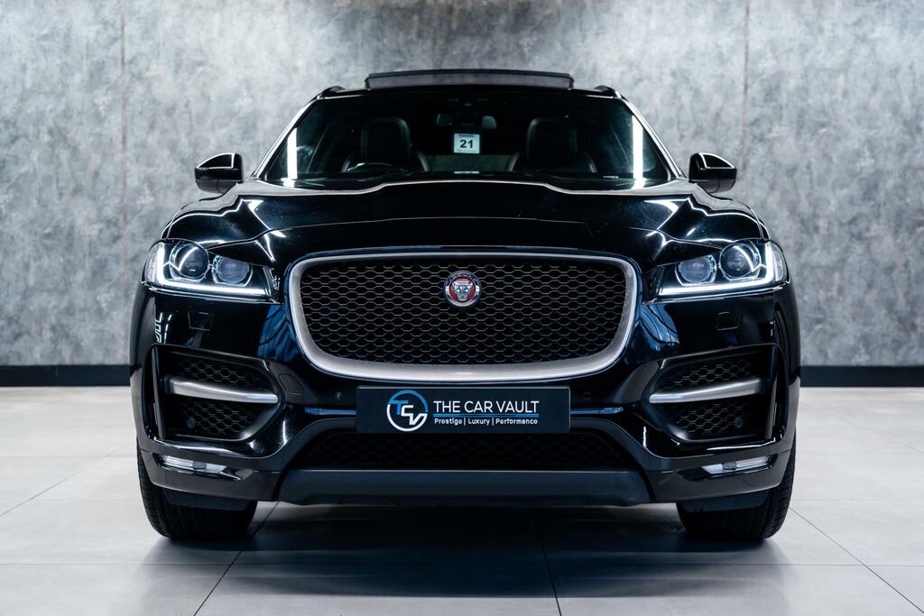 Jaguar F-Pace R-sport Black #4
