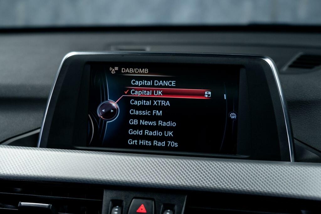BMW X1 Estate Sdrive 18D White #35