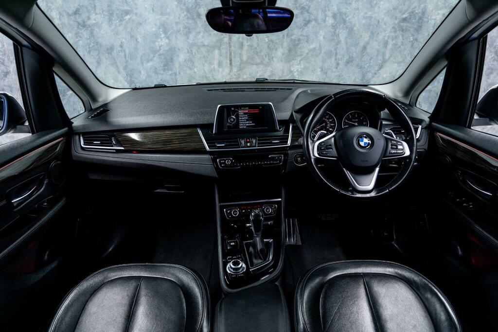 BMW 2 Series Gran Tourer Luxury White #2