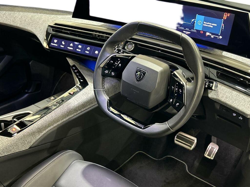 Peugeot 5008 1.2 Hybrid 136 Gt E-dsc6 LD25KBV White #3