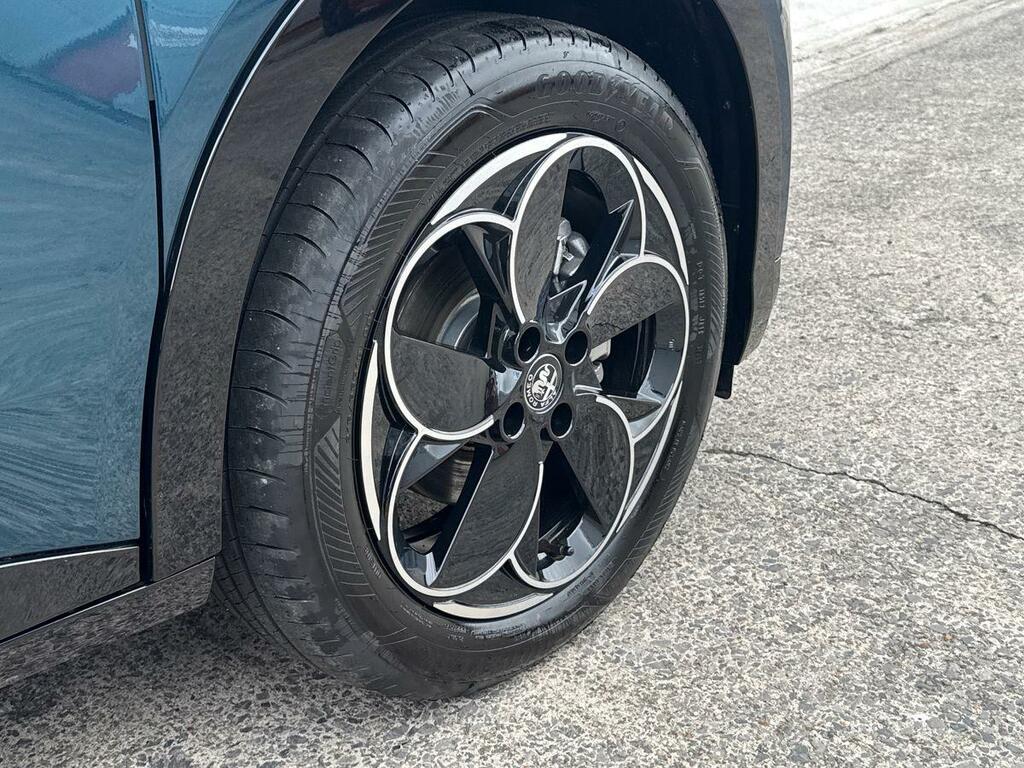 Alfa Romeo Junior 1.2 Turbo Ibrida Blue #4
