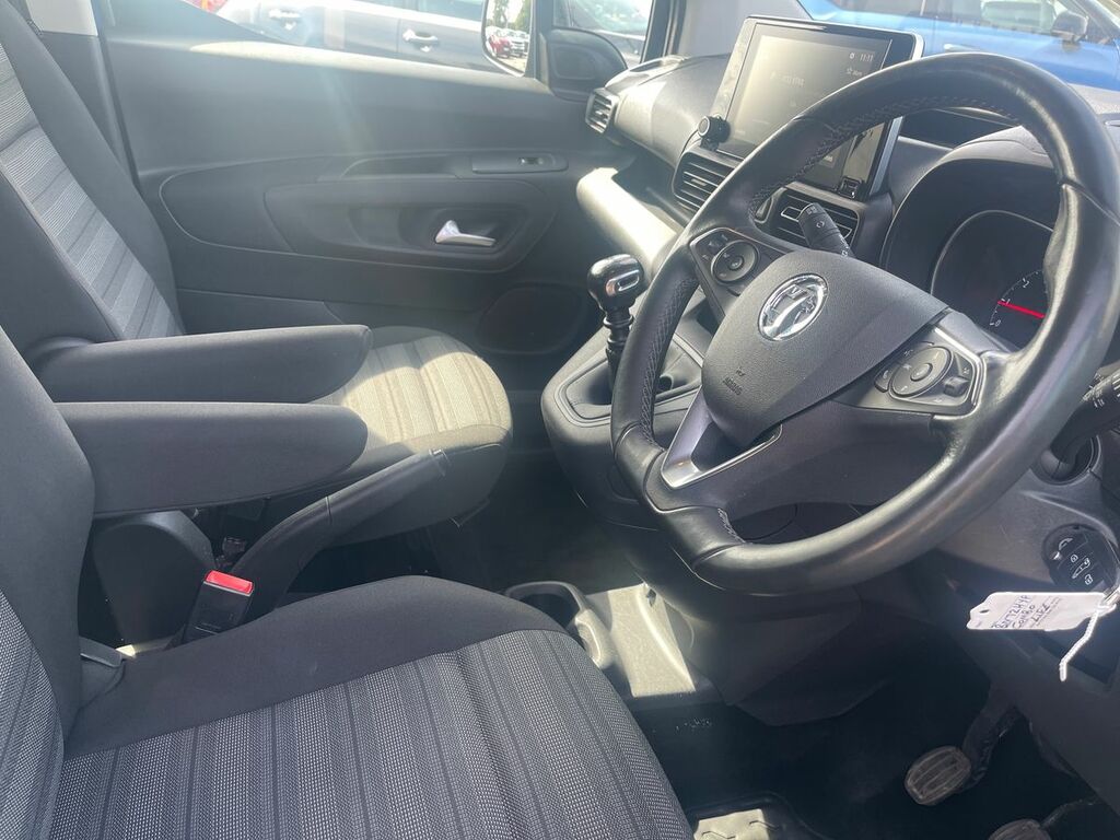 Vauxhall Combo Life 1.5 Turbo D Se XL 7 Seat Blue #3