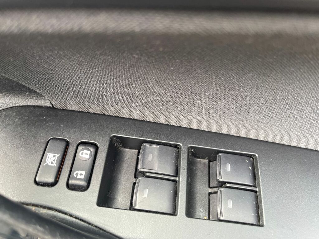 Toyota Auris 1.2T Icon  #15