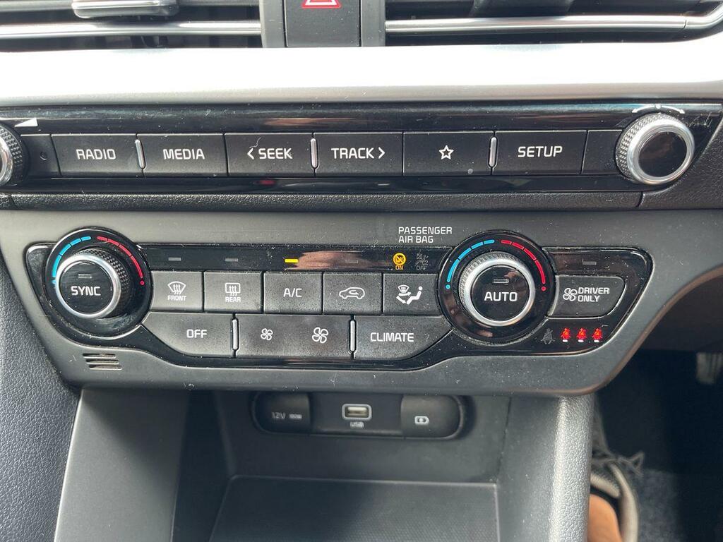 Kia Niro 1.6 Gdi 4 Suv Hybrid Dct Black #20