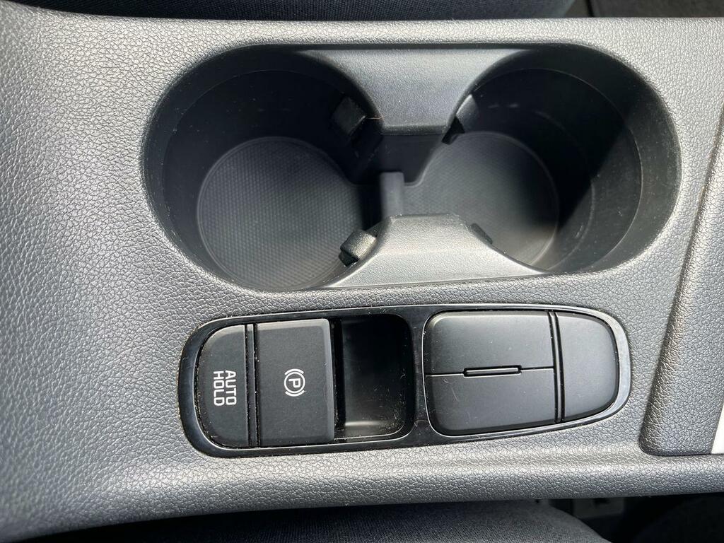 Kia Niro 1.6 Gdi 4 Suv Hybrid Dct Black #25