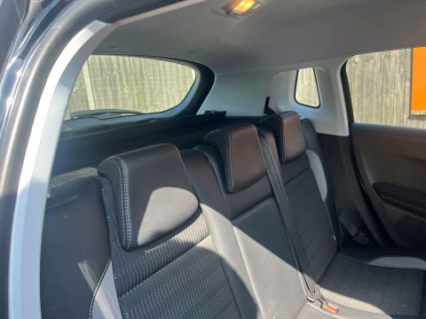 Peugeot 2008 Ss Allure Grey #31