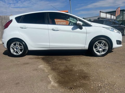 Ford Fiesta 1.0 Fiesta Zetec White #4