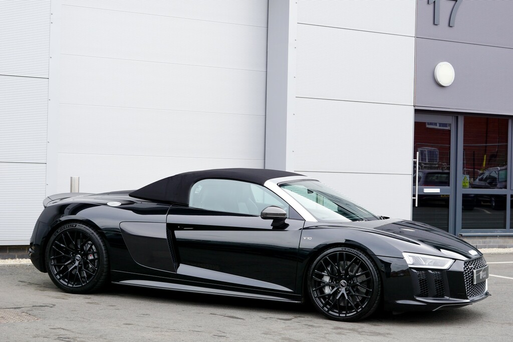 Audi R8 5.2 Fsi V10 Plus OY18GXB Black #3