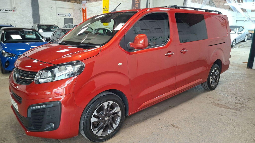 Vauxhall Vivaro 2.0 Turbo D 3100 Elite Crew Van L2 H1 Euro 6 Ss Red