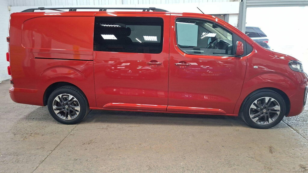 Vauxhall Vivaro 2.0 Turbo D 3100 Elite Crew Van L2 H1 Euro 6 Ss Red #5