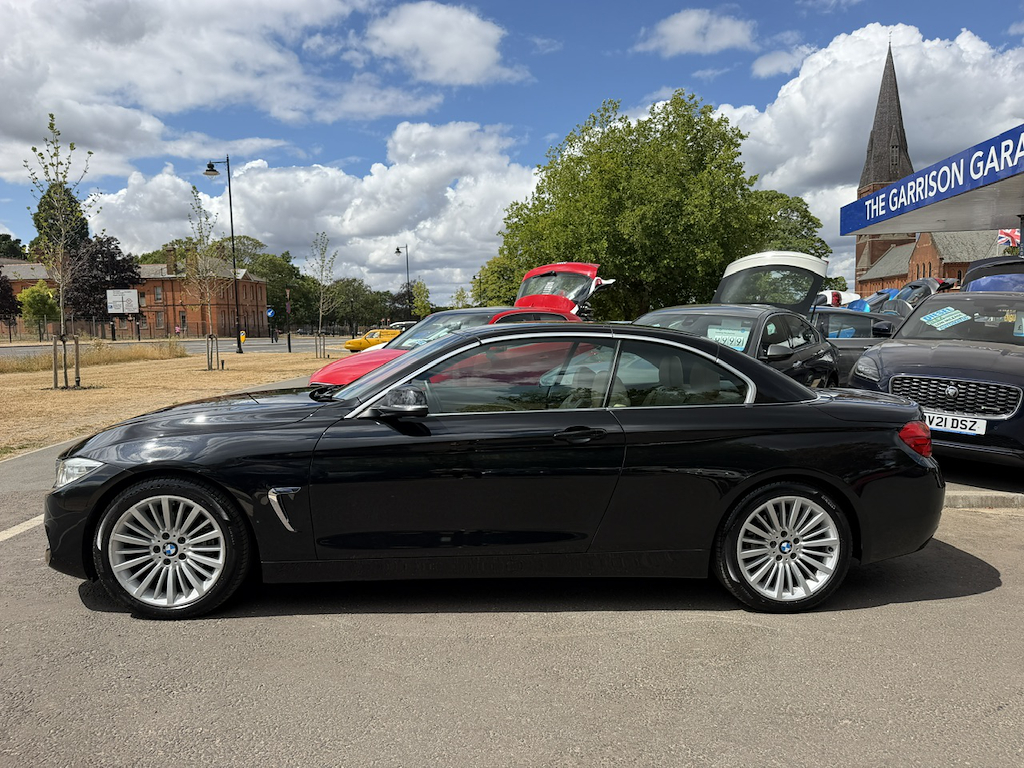 BMW 4 Series Luxury Black #4