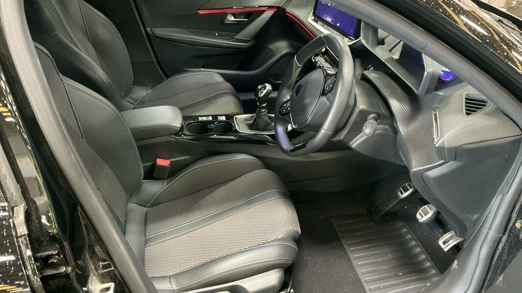 Peugeot 208 1.2 Allure Hatchback Hybrid E-dsc6 Euro  #11