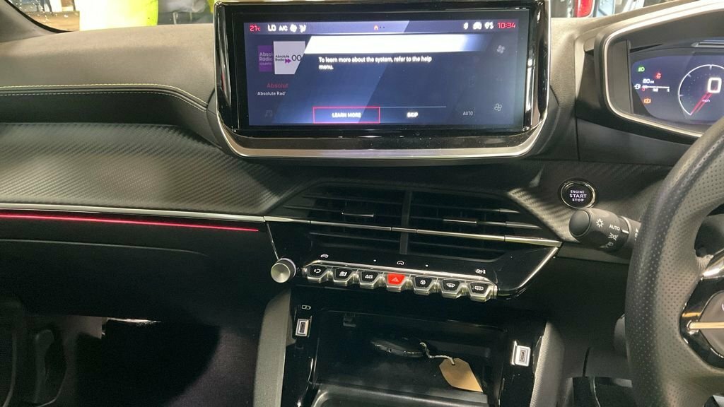 Peugeot 208 1.2 Allure Hatchback Hybrid E-dsc6 Euro  #13
