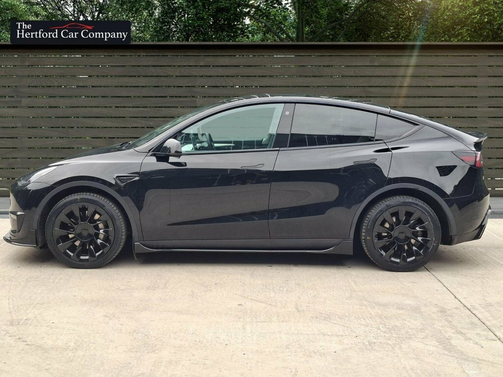Tesla Model Y Suv LB22LGL Black #4