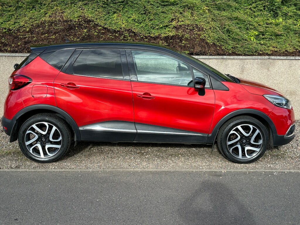 Renault Captur 0.9 Tce 90 Dynamique S Nav Red #2