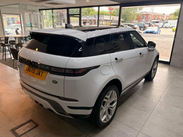 Land Rover Range Rover Evoque 2020 1.5 P300e 12.2Kwh R-dynamic Se 4Wd Euro White #4