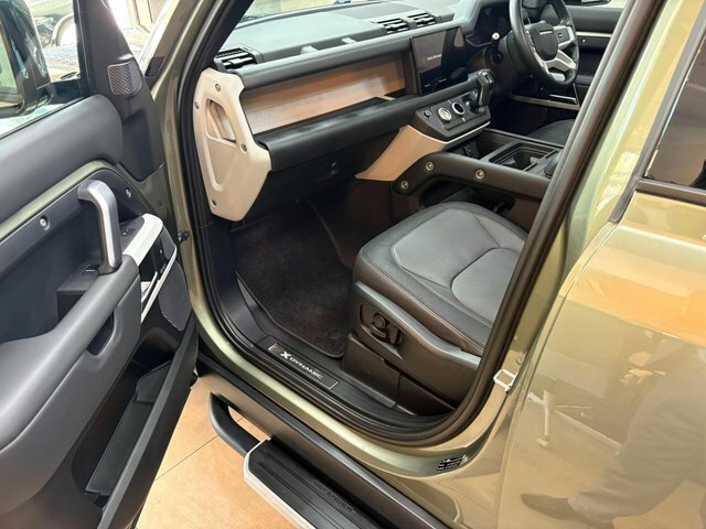 Land Rover Defender 110 110 3.0 D250 Mhev X-dynamic Hse 4Wd Euro 6 S Black #51