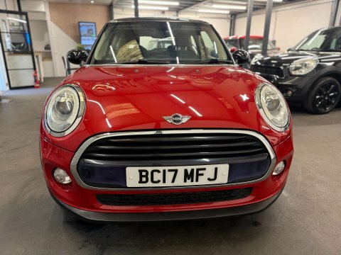 Mini Hatch 1.5 Cooper Red #5