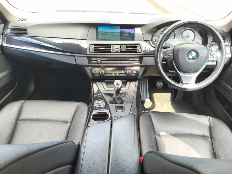 BMW 5 Series 520D Se U258 Black #12