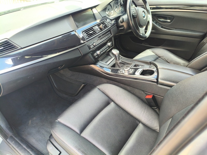 BMW 5 Series 520D Se U258 Black #20