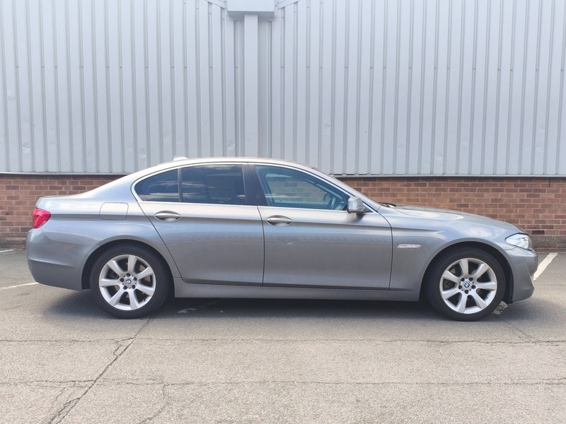 BMW 5 Series 520D Se Grey #2