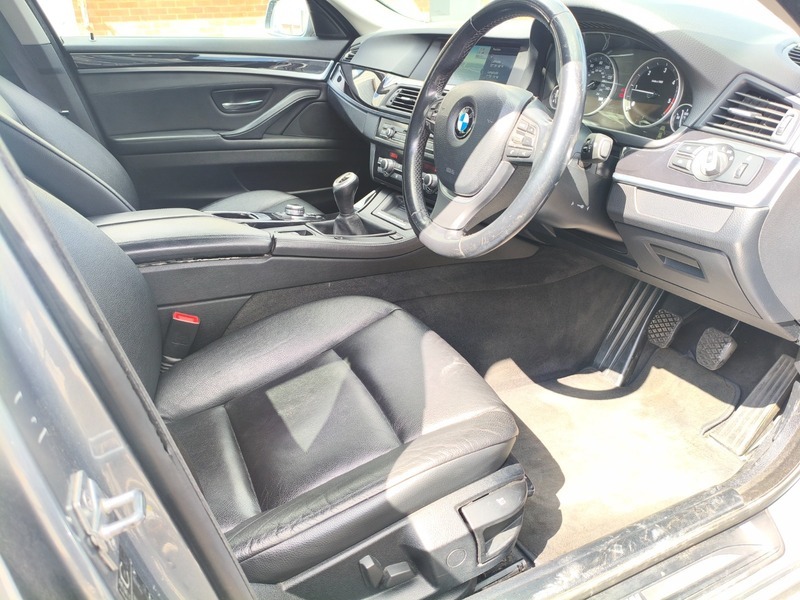 BMW 5 Series 520D Se U258 Black #10