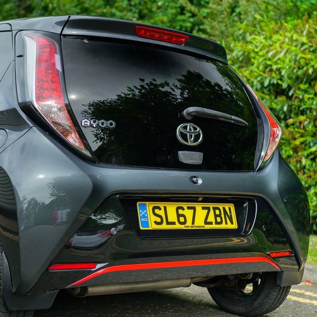Toyota Aygo 1.0 Vvt-i X-press Hatchback X-shift Eur Grey #5
