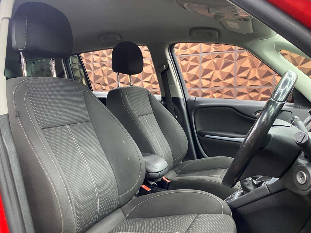 Vauxhall Zafira Tourer Sri Nav T HV66YZG #5