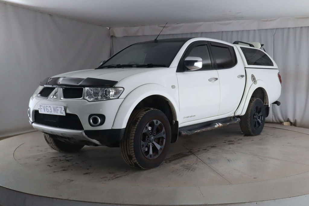 Mitsubishi L200 Barbarian Black Lwb Double Cab Di-d 4Wd #2