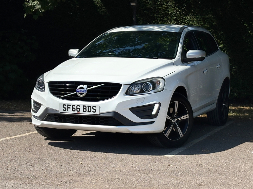 Volvo XC60 D4 190 R Design Lux Nav Awd White