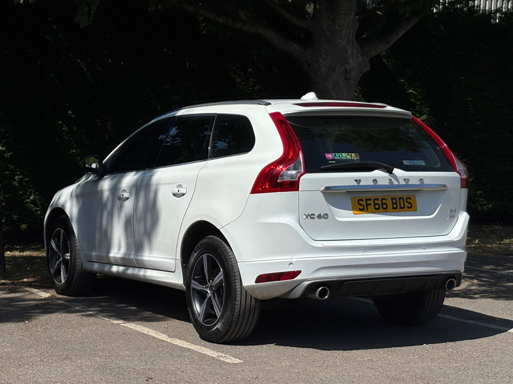 Volvo XC60 D4 190 R Design Lux Nav Awd SF66BDS White #4