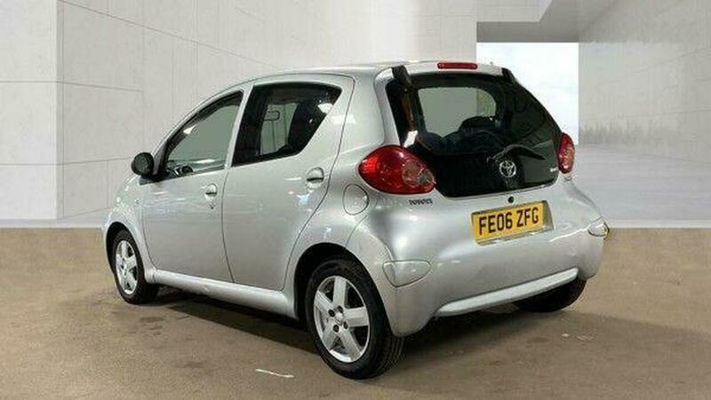 Toyota Aygo 1.0 Vvt-i Sport Multimode Silver #3