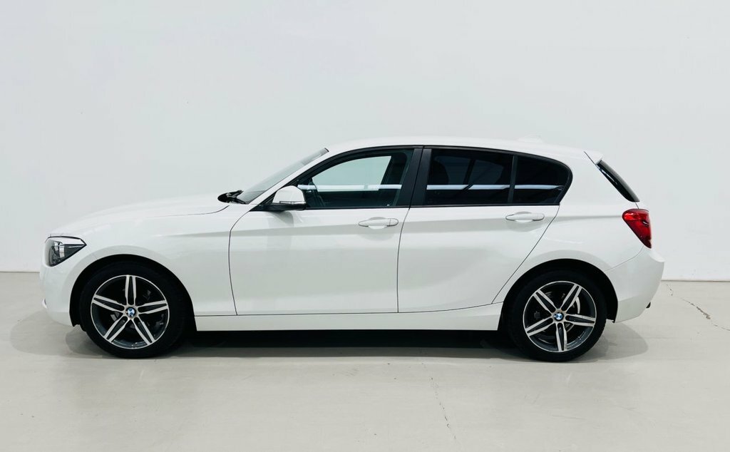 BMW 1 Series 1.6L Sport White #2