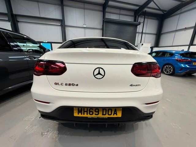 Mercedes-Benz GLC Class 2019 2.0 Glc220d Amg Line Premium Coupe Dies White #6