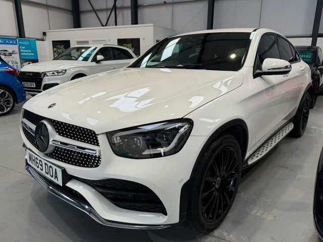 Mercedes-Benz GLC Class 2019 2.0 Glc220d Amg Line Premium Coupe Dies White #4